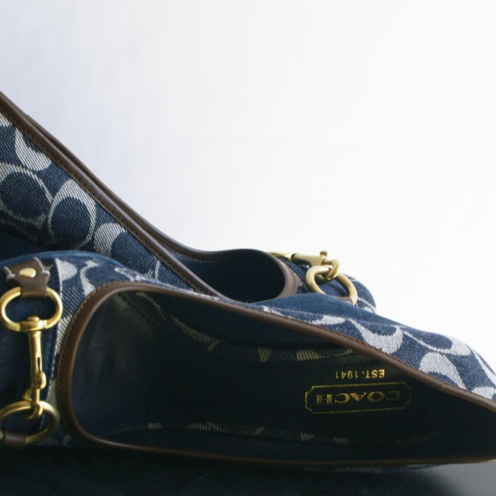 Coach Blue Signature Logo wedge Pump US Size 8.5 - Picture 7 of 9